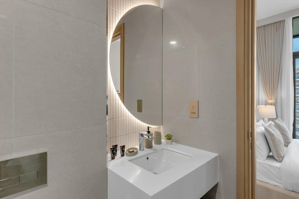 Bathroom, Bedroom