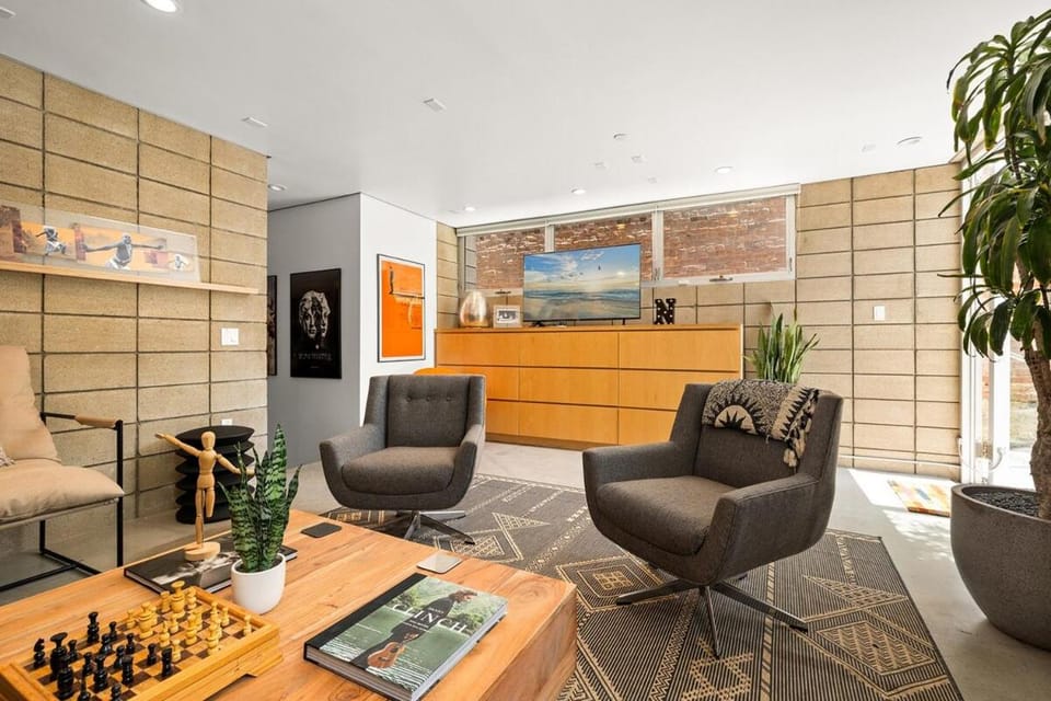 Hip Venice 5BR 4BA Home w Rooftop and Steps to the Beach House in Venice Beach