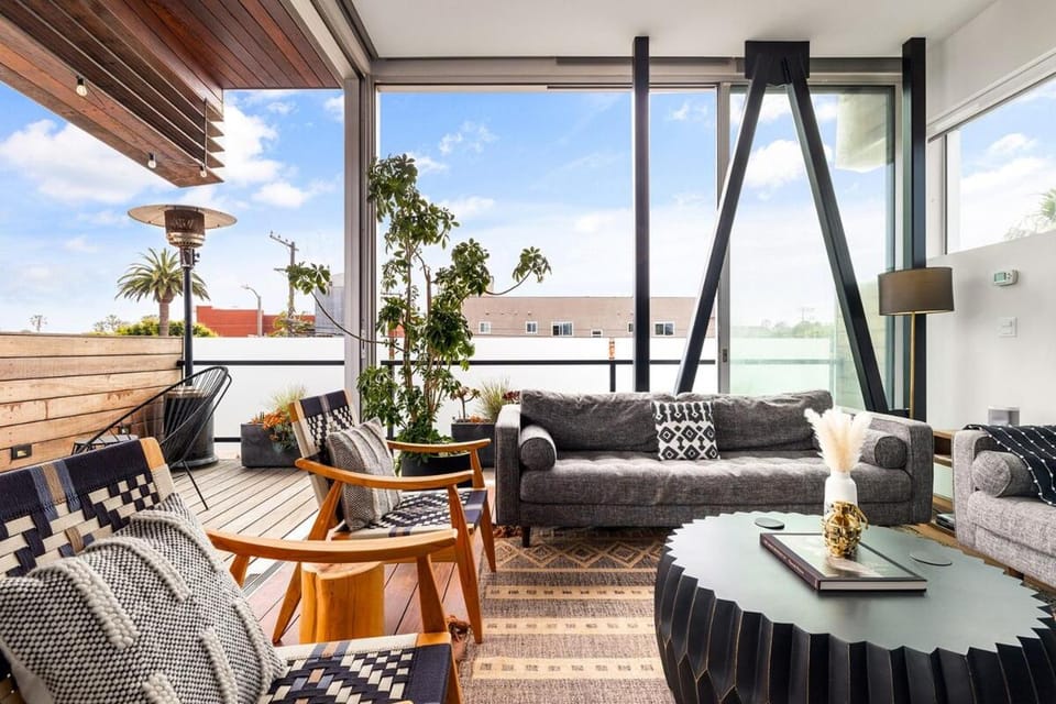 Hip Venice 5BR 4BA Home w Rooftop and Steps to the Beach House in Venice Beach