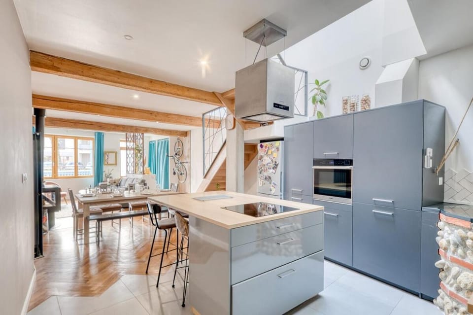 Dining area, Meals, oven, stove, kitchen