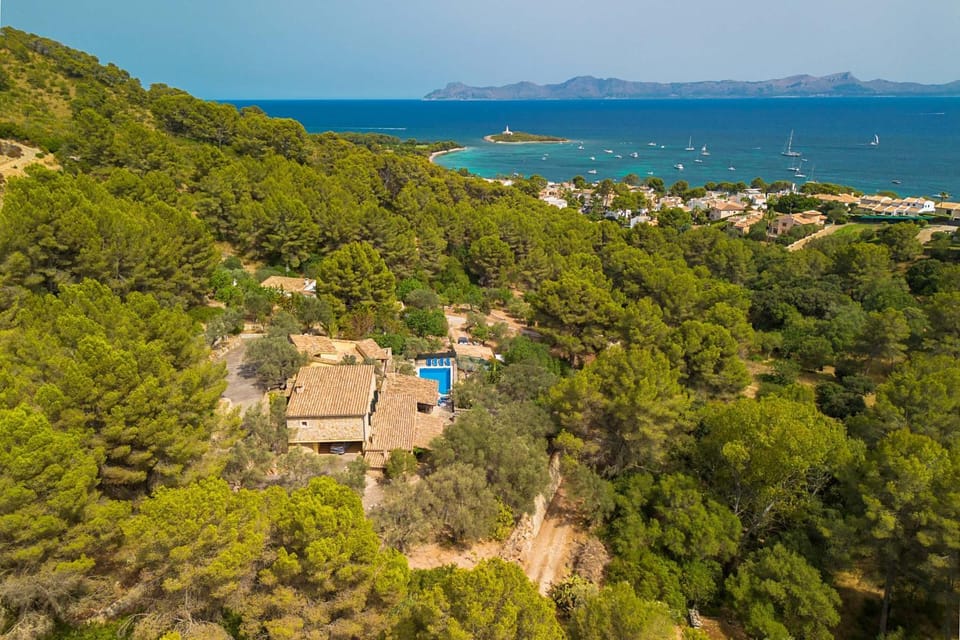 Bird's eye view, Mountain view, Sea view