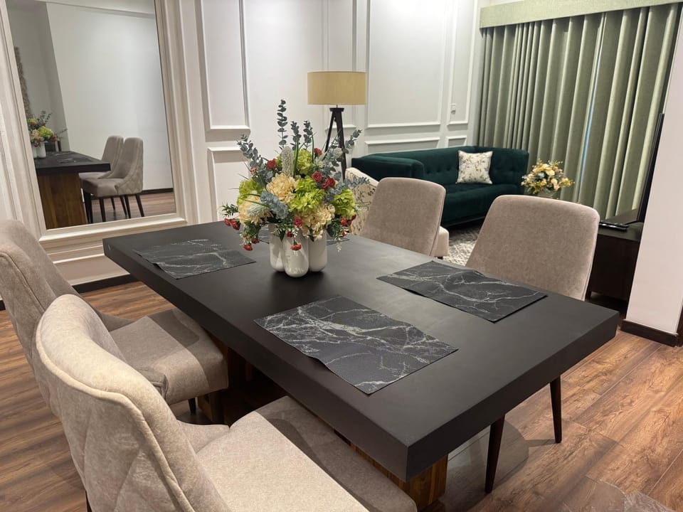 The Golfside Luxe Apartment in Western Province
