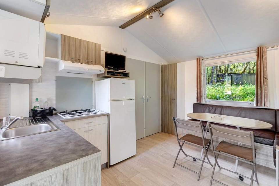 Mobilhome Ibiza climatisé 47 House in Nouvelle-Aquitaine