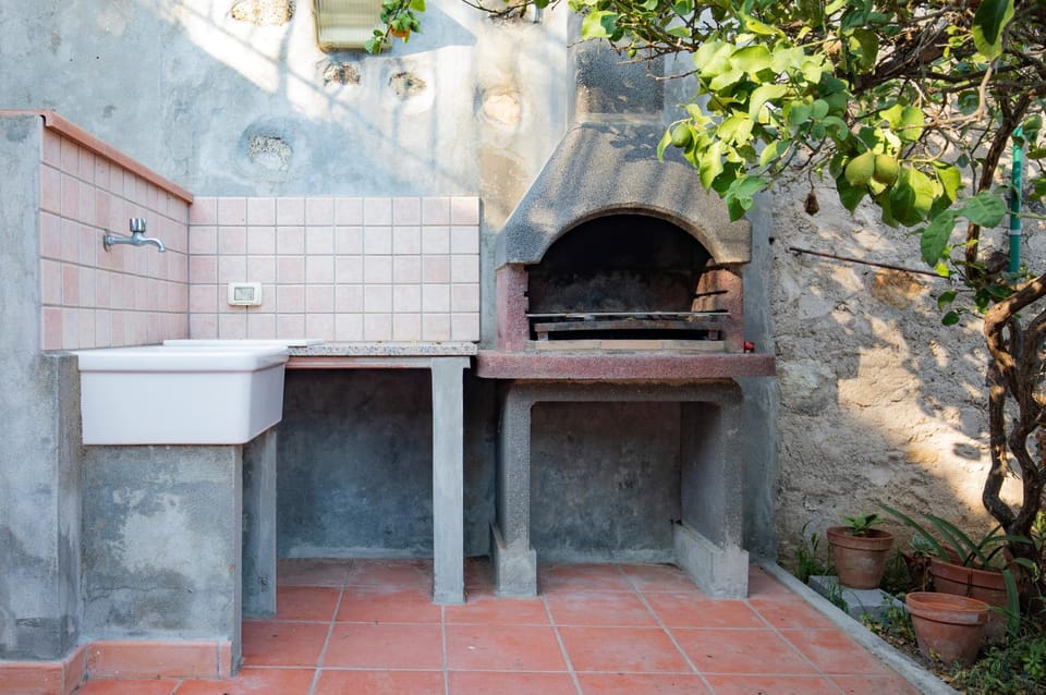 Day, BBQ facilities