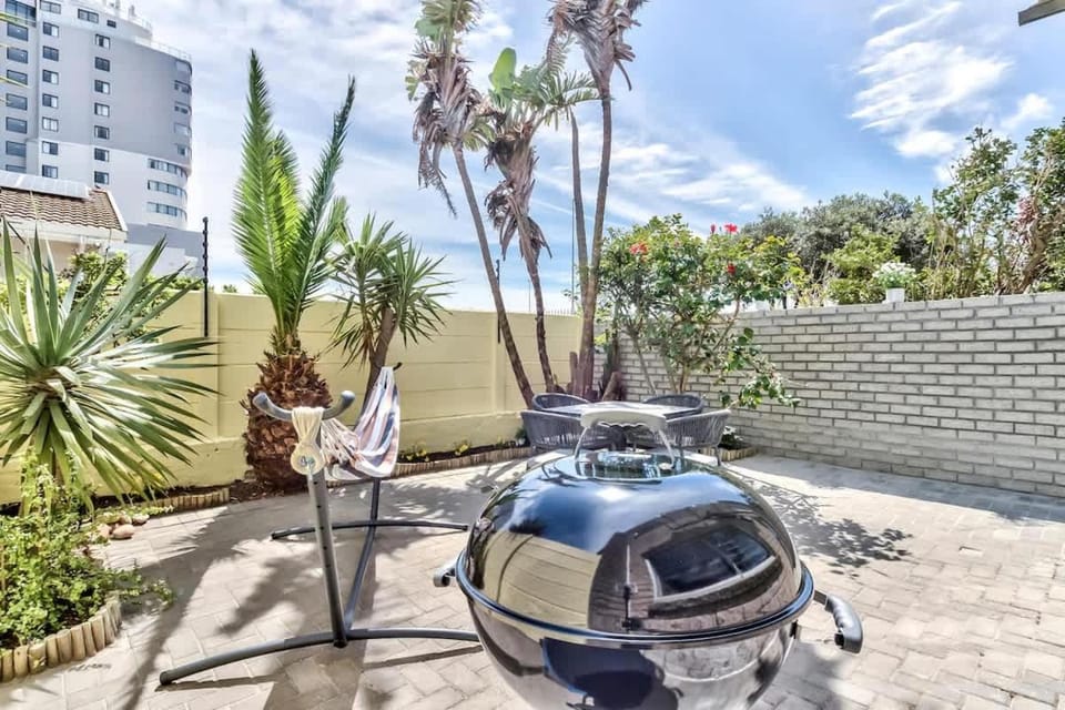 Patio, Day, Garden view, Area and facilities, Inner courtyard view, sunbed