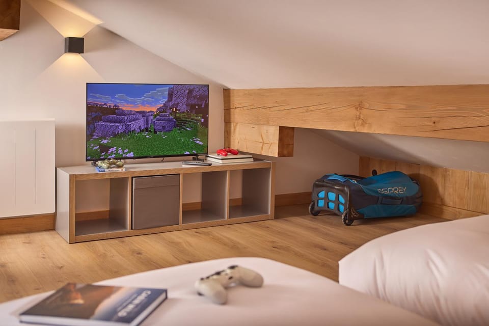 TV and multimedia, Bedroom