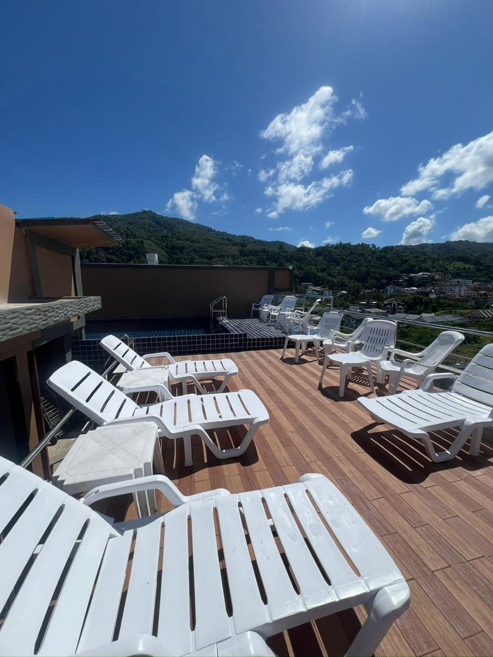 Day, Natural landscape, Mountain view, Pool view, Swimming pool, sunbed