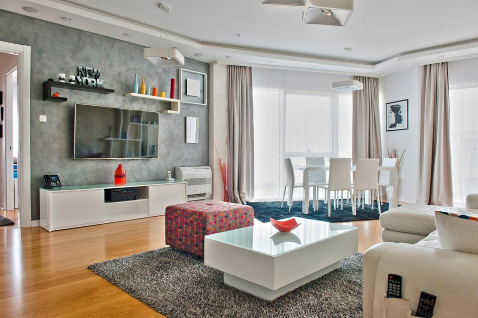 TV and multimedia, Lounge or bar, Photo of the whole room