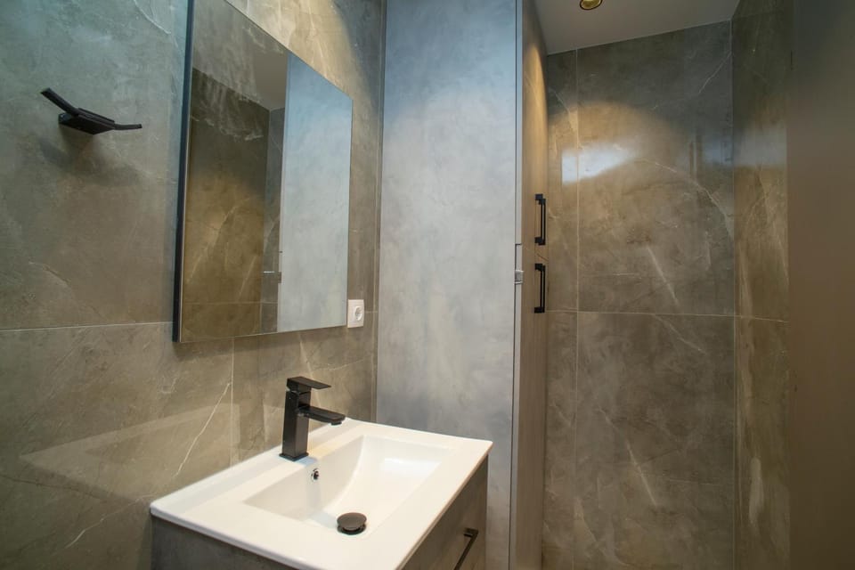 Pedestrian Apartment in Thessaloniki