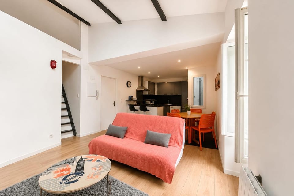40 m apartment facing the Old Port of La Rochelle Apartment in La Rochelle