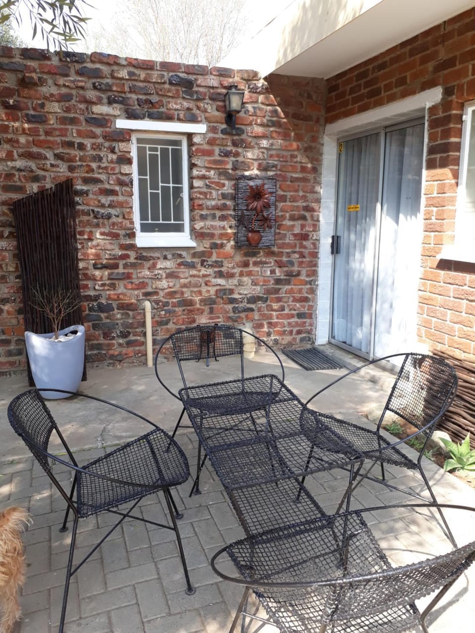 Patio, Seating area