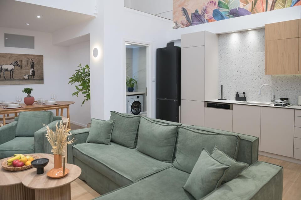 Kitchen or kitchenette, Living room
