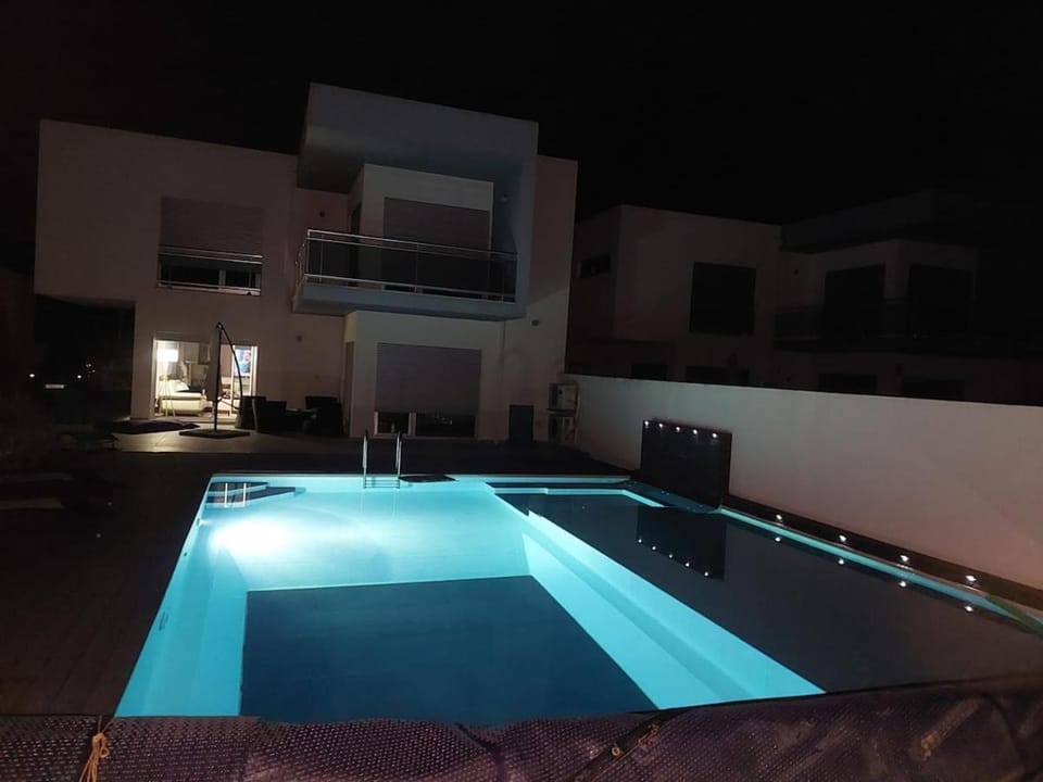Villa Clemente Villa in Lisbon District