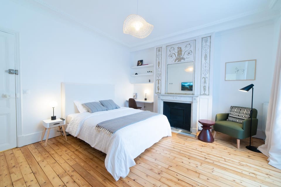 Bed, Bedroom
