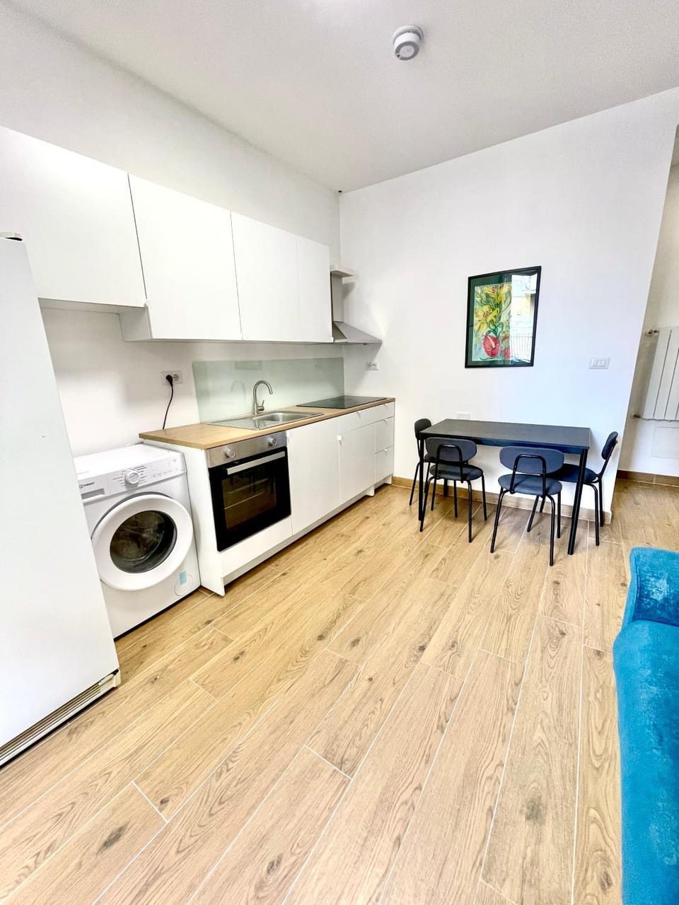Kitchen or kitchenette, Living room, Dining area, oven, stove, washing machine