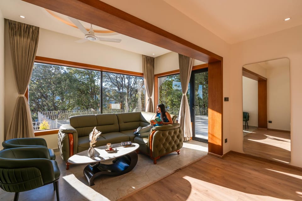 Living room, Seating area