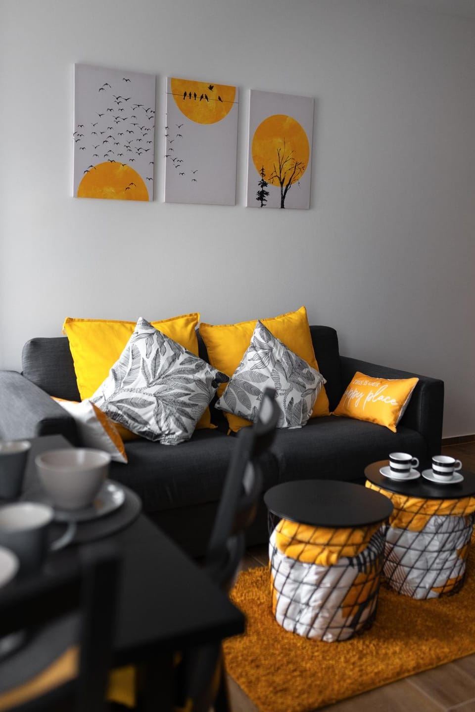 Living room, Seating area
