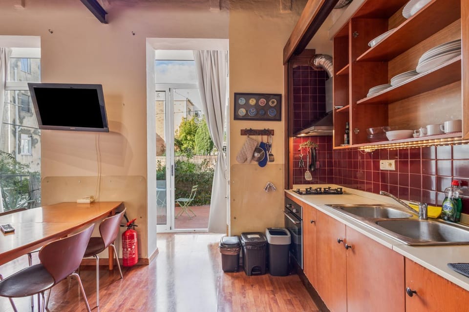 Property building, Living room