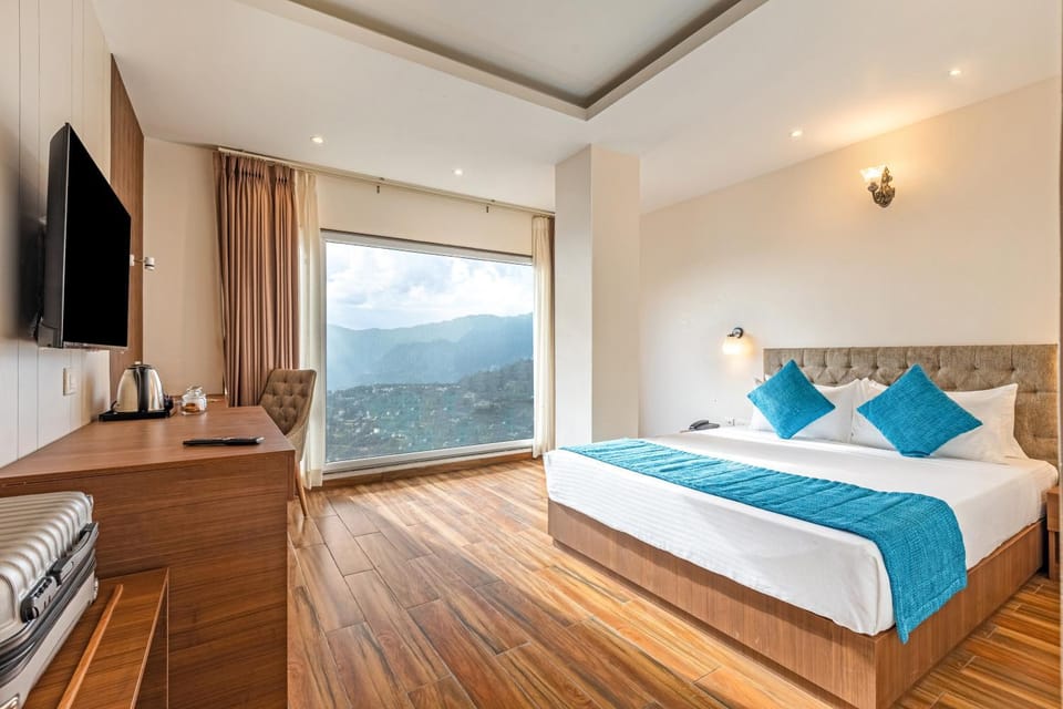 Bed, Bedroom, Mountain view