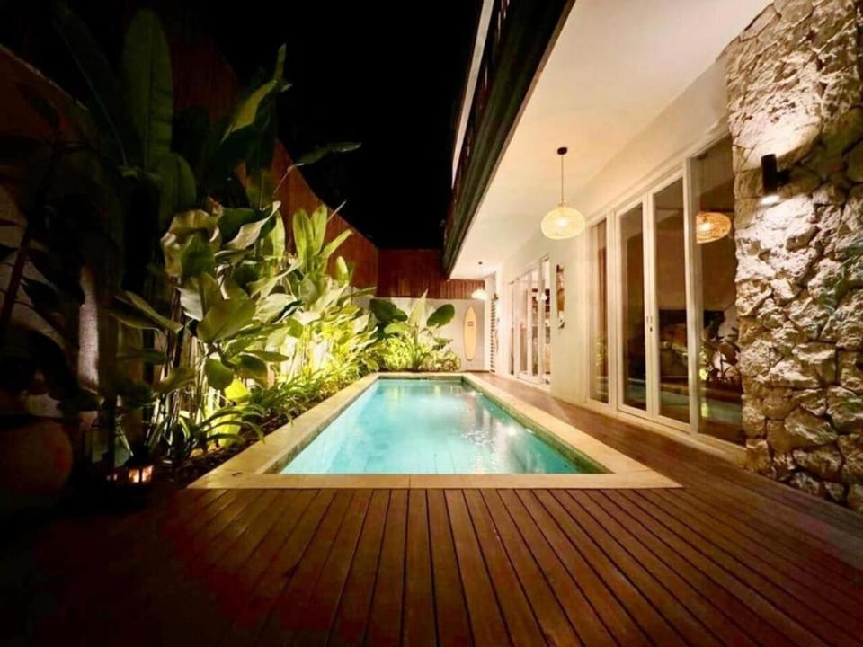 Night, Swimming pool