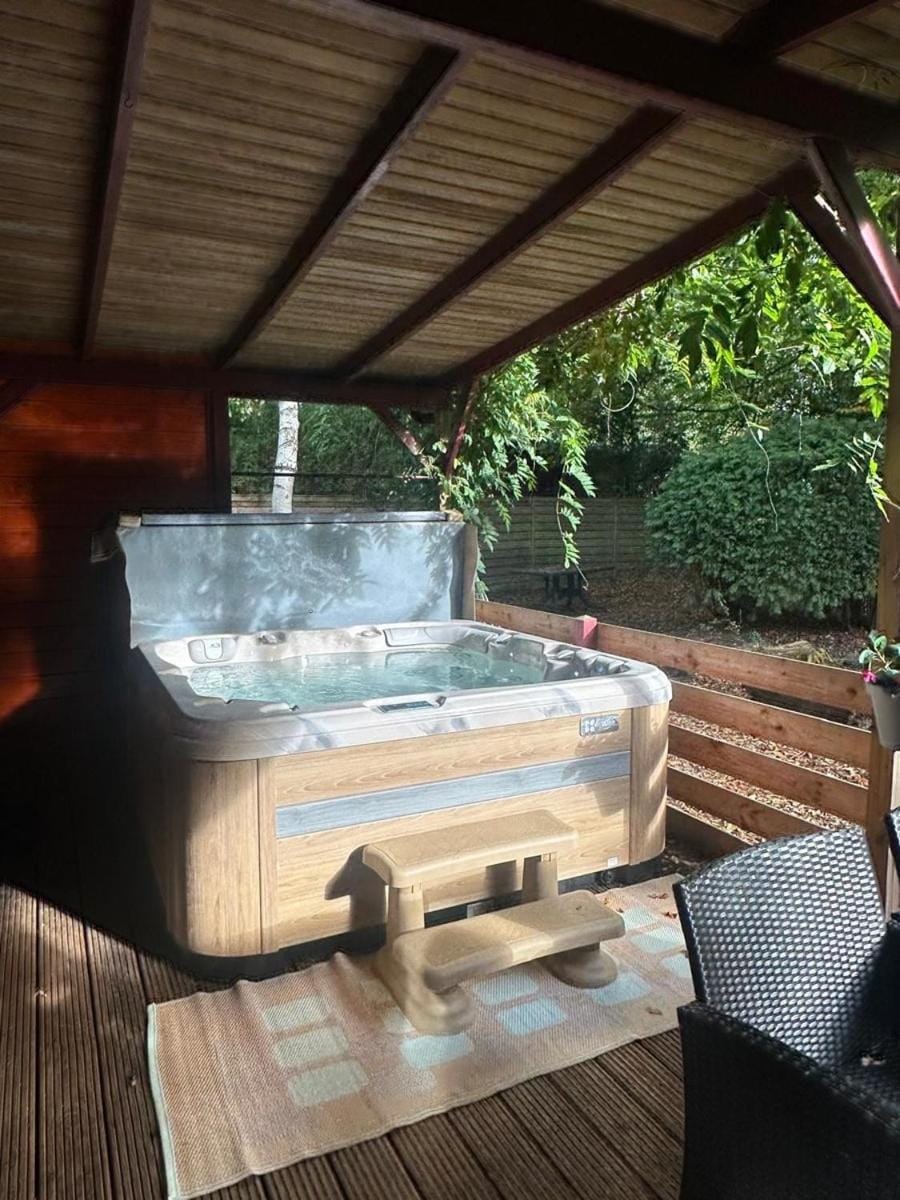 Casa Rosa - Sfeervolle cottage met jacuzzi House in Drenthe (province)