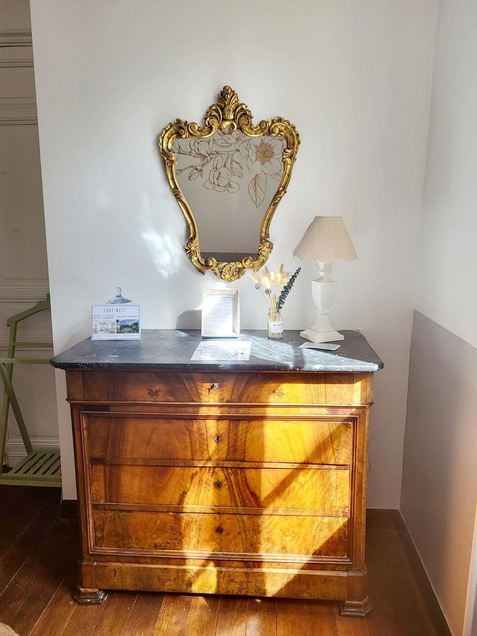 Decorative detail, Decorative detail, storage