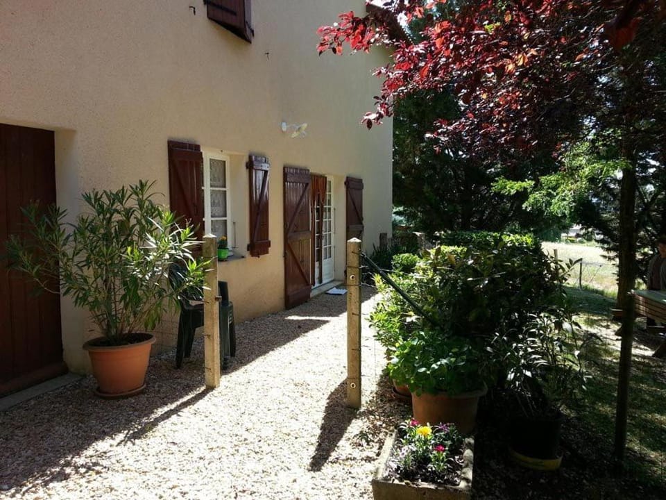 Gîte le Causse House in Occitanie