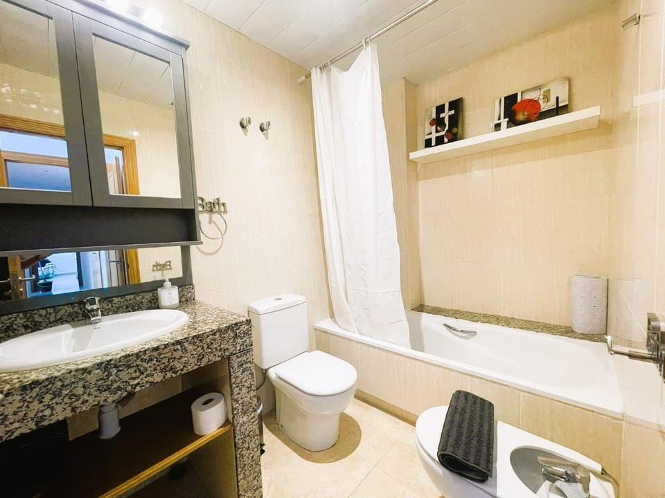 ENJOY in Beautiful flat in front of the sea and beach Apartment in Garraf