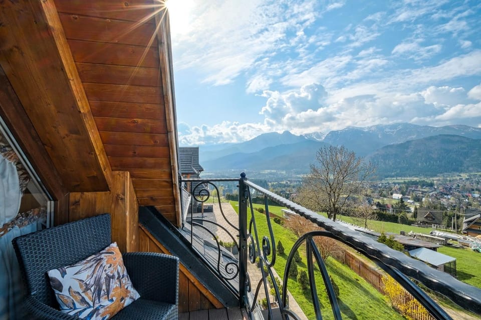 Day, View (from property/room), Balcony/Terrace, Mountain view