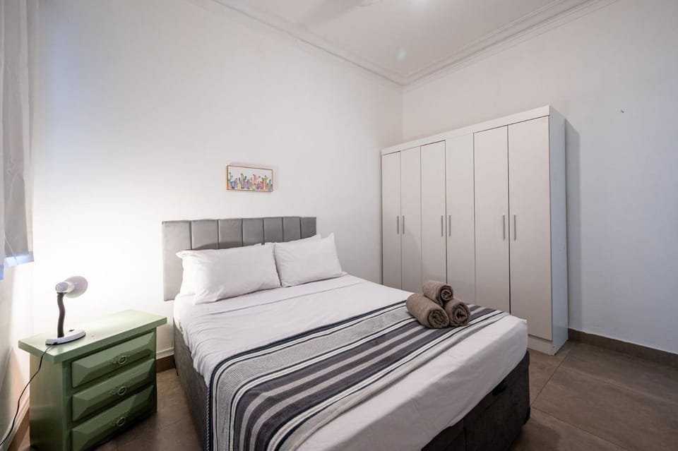 Bed, Photo of the whole room, Bedroom, wardrobe