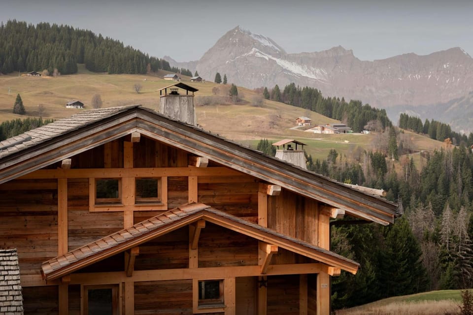 Property building, Day, Natural landscape, Mountain view