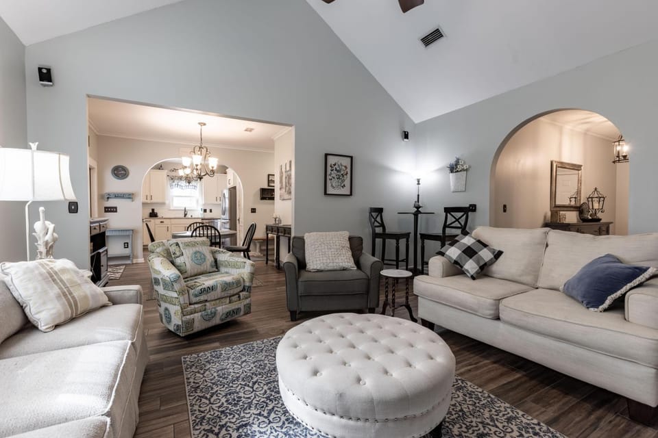 Southern Charm House in Foley