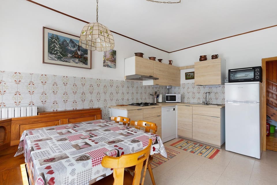 Casa Carmen a Vinigo House in Veneto