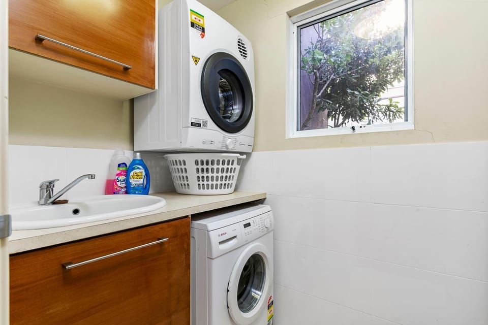 laundry, washing machine, dryer