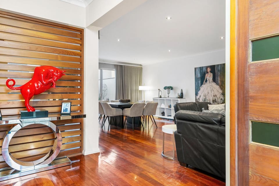 Surf & Saunter Coogee, 3BR Townhouse House in Perth