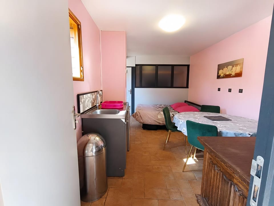 Property building, Living room, Bedroom
