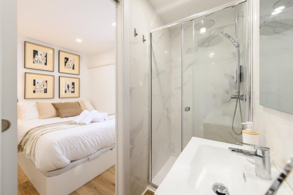 Apartamento de 3 dormitorios GCO69BD Apartment in Madrid