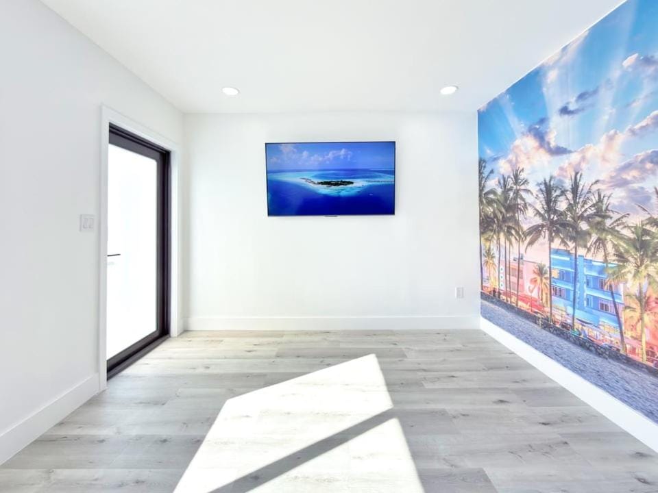 Lux Miami Escape - Near Brickell- Free Parking House in Miami