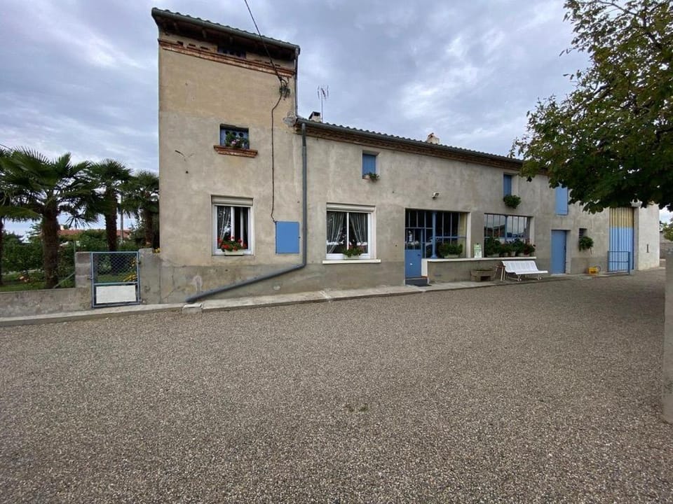 Gîte de Castellasses House in Occitanie