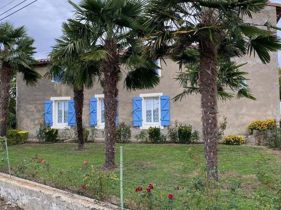 Gîte de Castellasses House in Occitanie