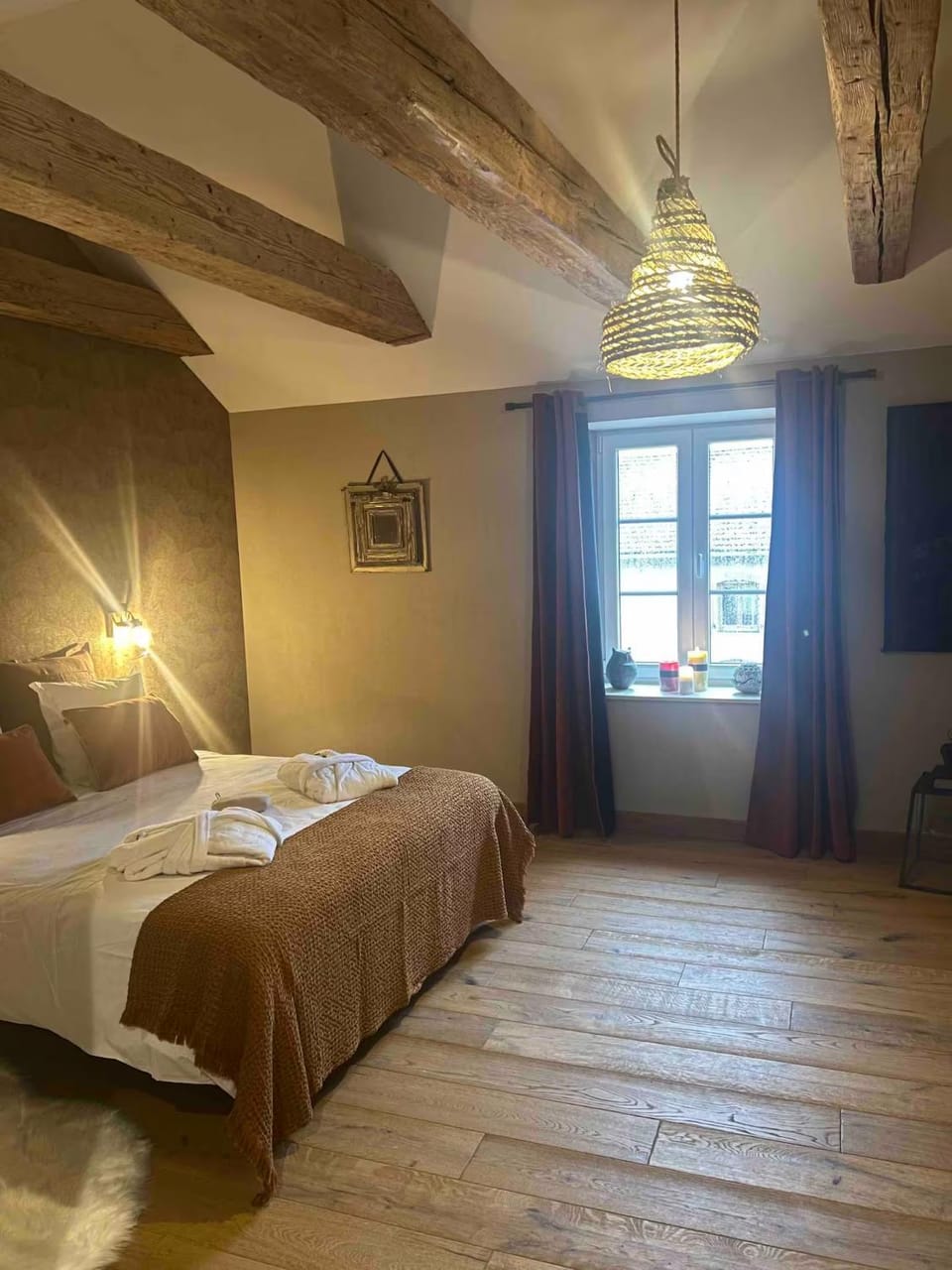 Living room, Bedroom