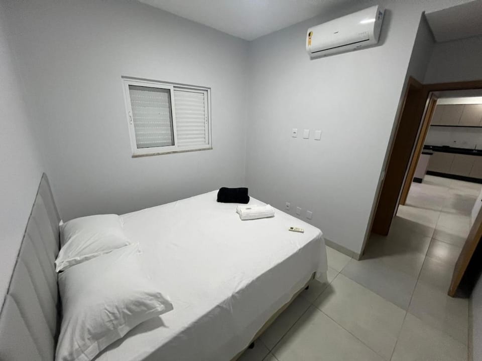 Apartamento com jardim e ar condicionado na sala e quartos na Av Blumenau Apartment in State of Mato Grosso, Brazil
