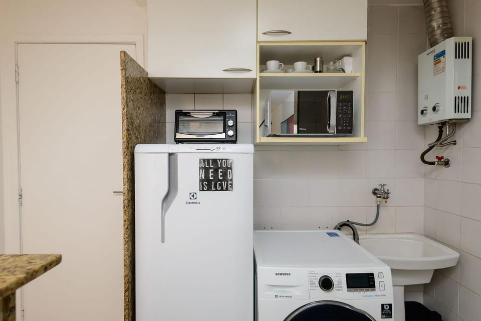 Flat w/ Daily Cleaning and Parking – LB507 House in Rio de Janeiro