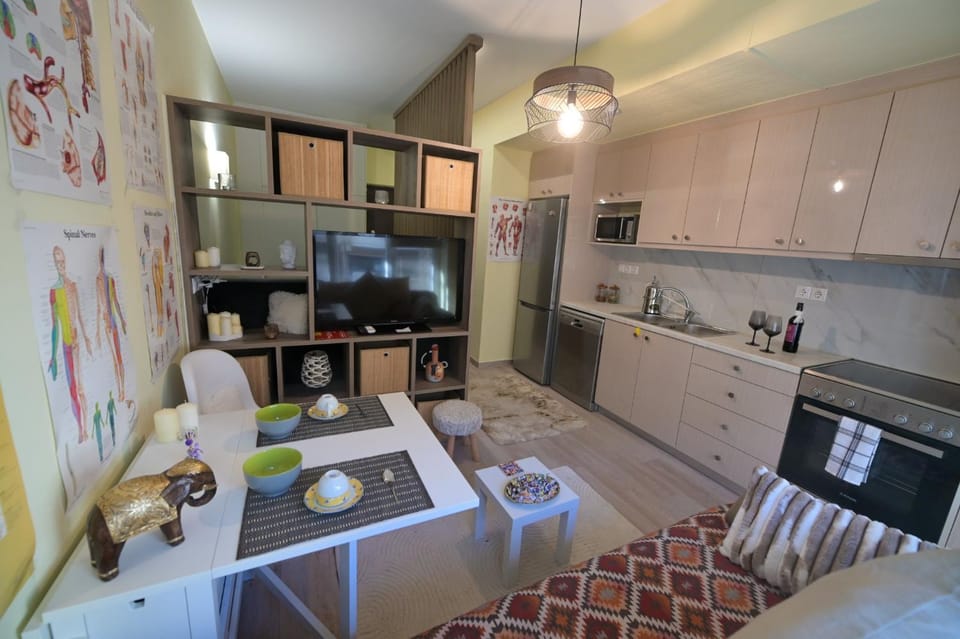 Living room, Dining area, kitchen