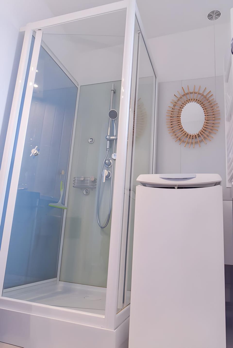 Bathroom, Living room