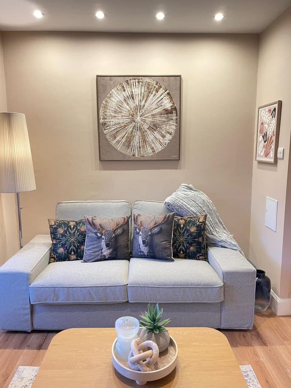 Restaurant/places to eat, Communal lounge/ TV room, TV and multimedia, Living room, Seating area