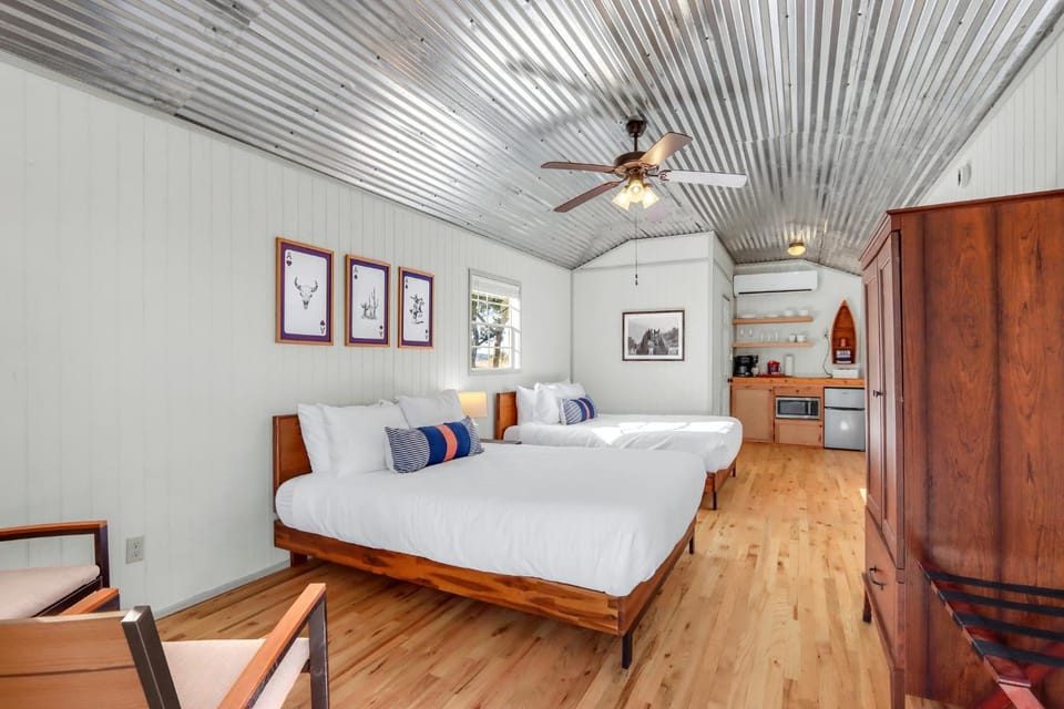 Daybreak Ridge Entire Property House in Rio Grande