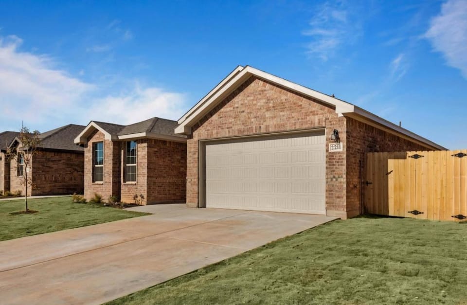 Spacious Home Perfect for Families& Business Trips House in Midland
