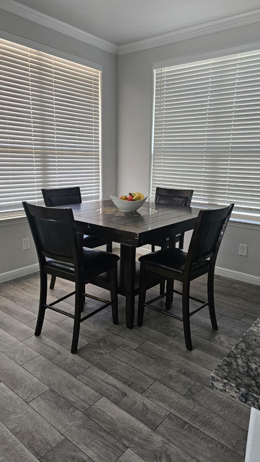 Prime Location Home Family & Business Ready House in Midland