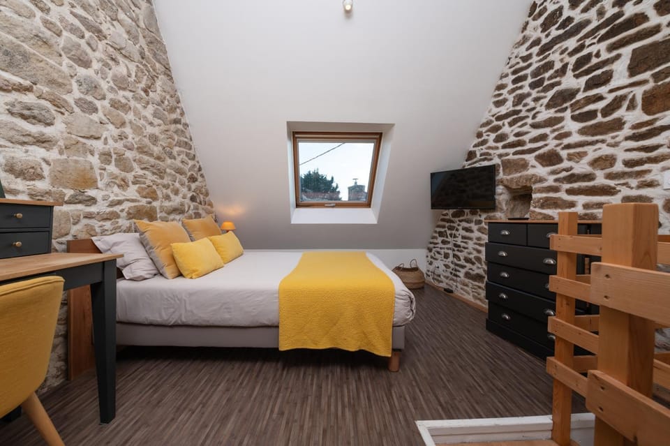 Property building, Living room, Bedroom
